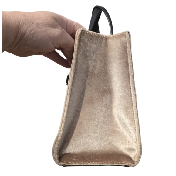 Kate Spade Cameron Street Velvet Embellished Sam Handbag in EUC - Picture 4 of 16